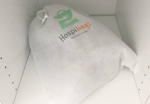 sac, pochon, chaussures, hospibags, hospitalisation, hopital, sur mesure, adaptable, pratique, rassurant, réutilisable, valorisant, qualité, résistant, écologique